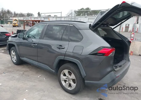 2019 Toyota Rav4 Xle z USA, uszkodzony, nr VIN 2T3P1RFV5KW046926